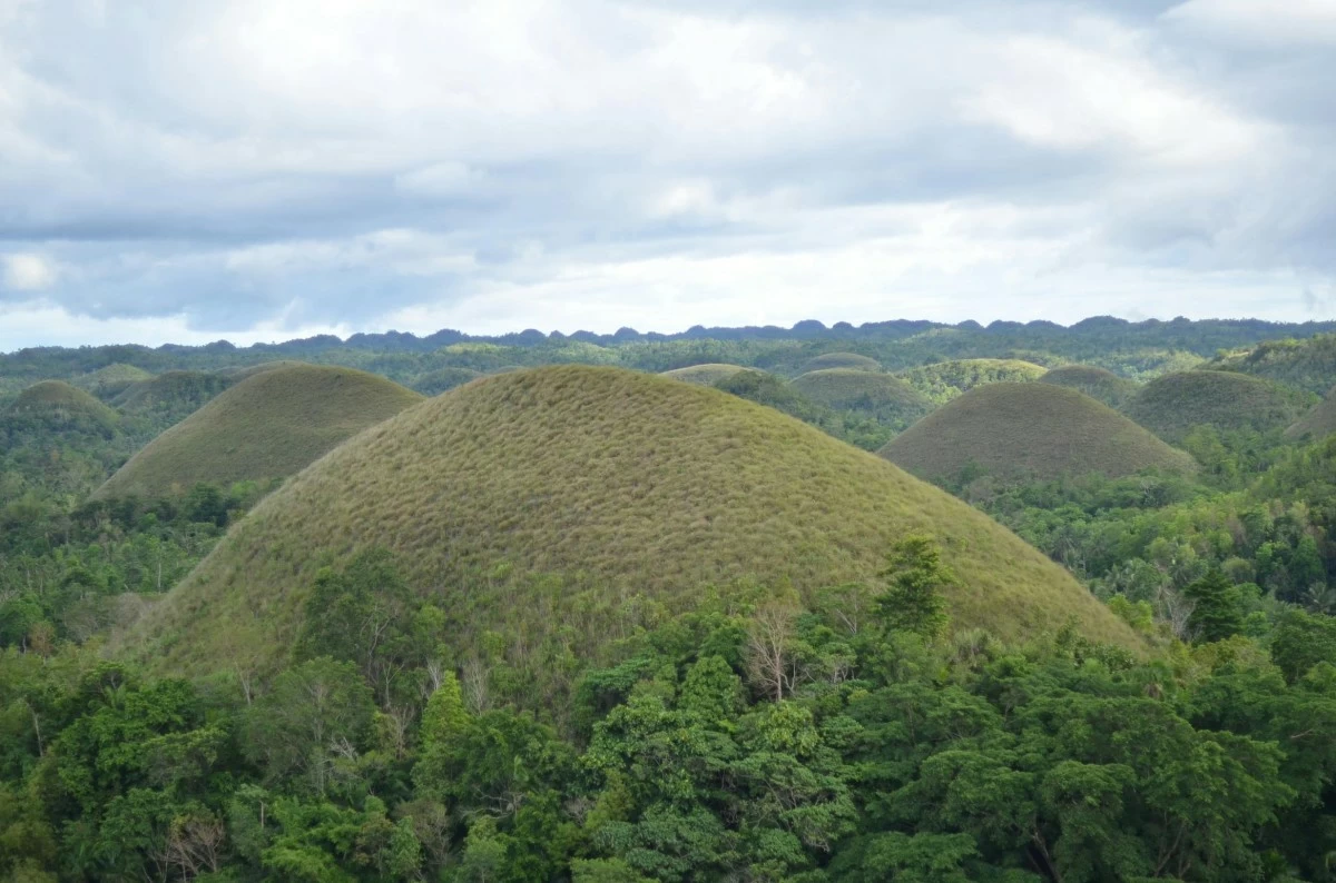 WHAT A SIGHT Bohol's stunning view of the Chocolate Hills