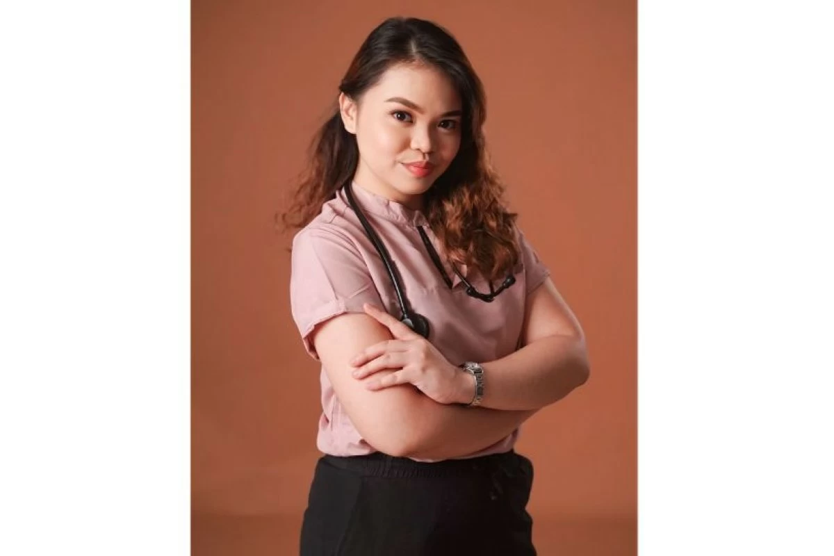 Dr. Allyssa Mangubat Cruz, Physician, San Pedro Calungsod Medical Center 
Lecturer, Overarch and ExpertMD Review Centers, CEU Doctor of Medicine, Class of 2022