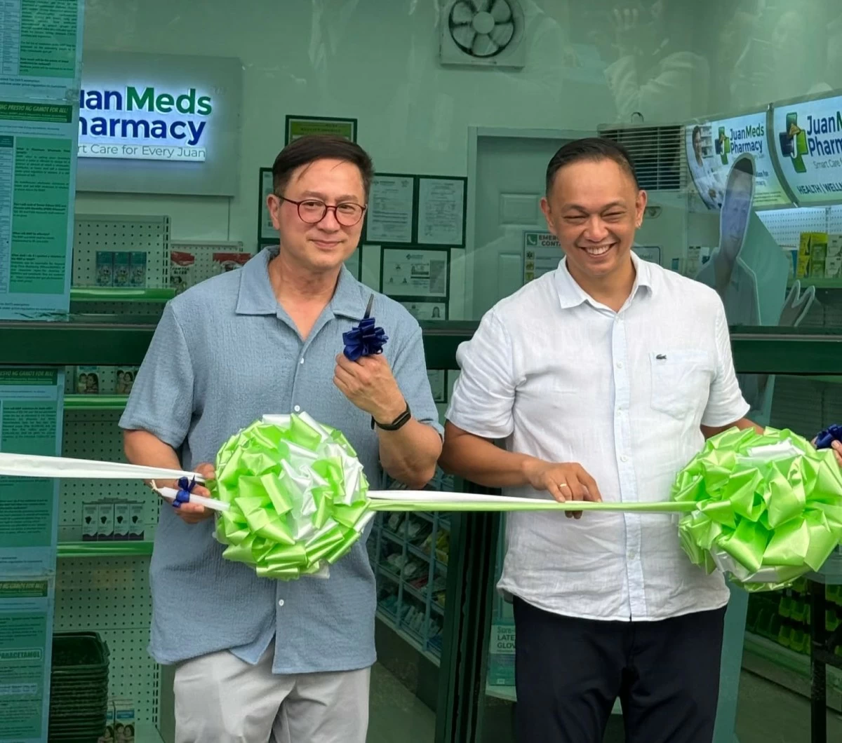 Actor-director Eric Quizon and JuanMeds Pharmacy Chairman Rico Fernando M. Chico