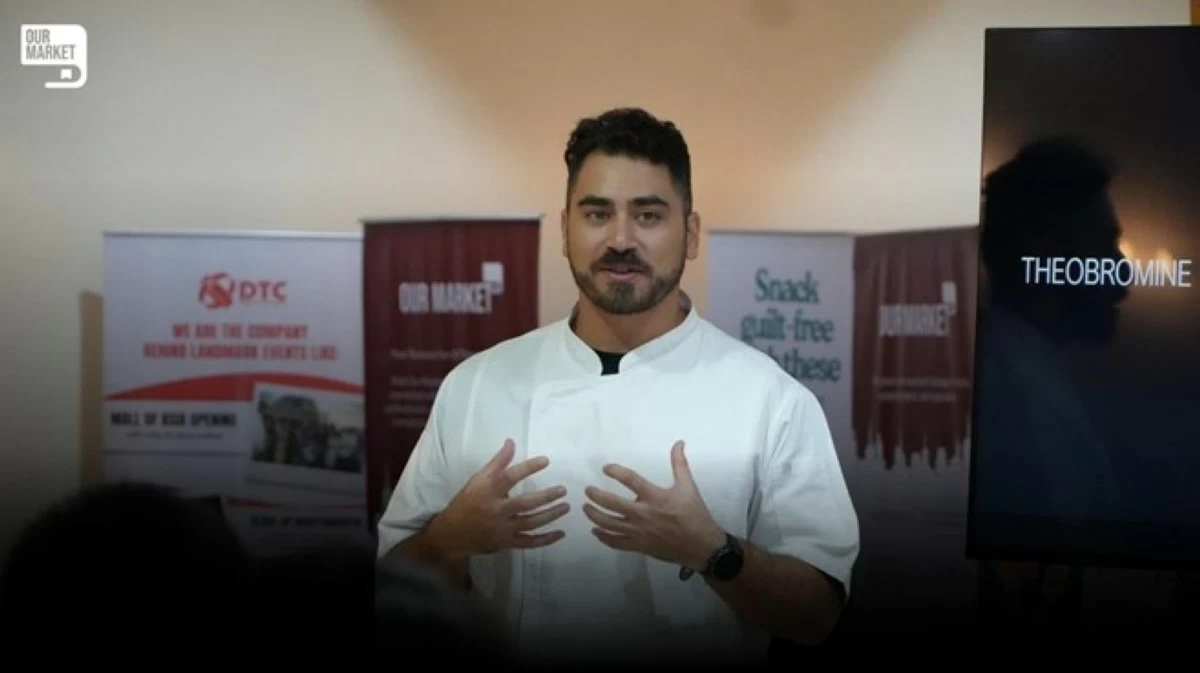 Chef Christian Valdes of CMV Txokolat demonstrates second chocolate recipe: the sweet, salty, and spicy nib bar
