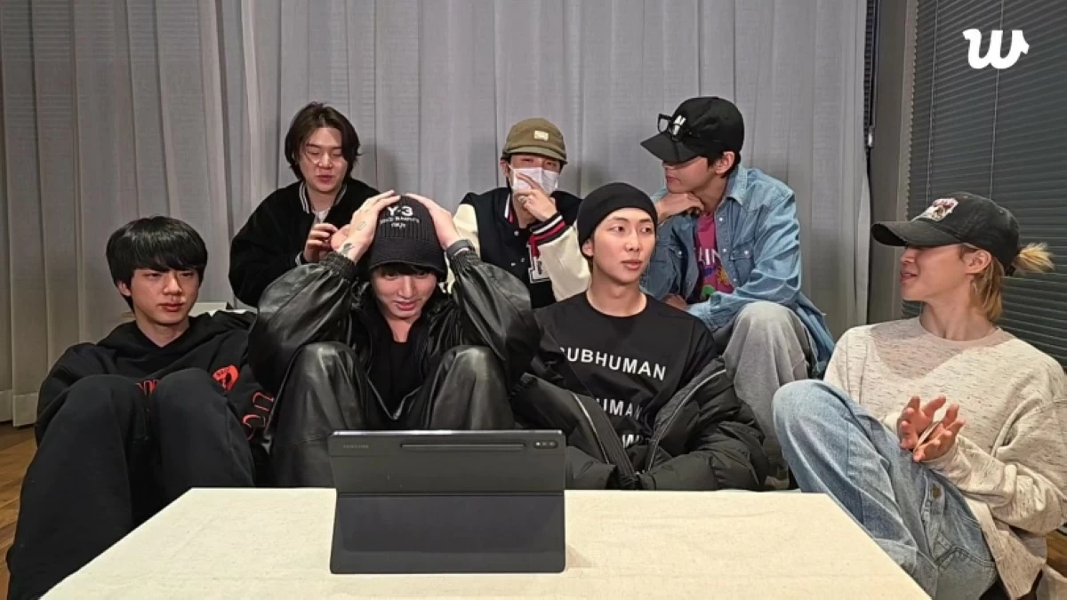 BTS during a Weverse live broadcast on Jan. 16 (Screenshot from Weverse video) 