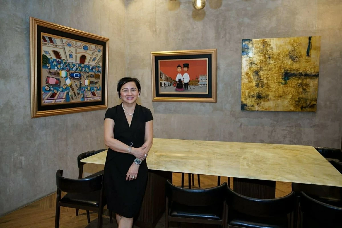 From gallery walls to the dining table, a collector’s eye shapes culture