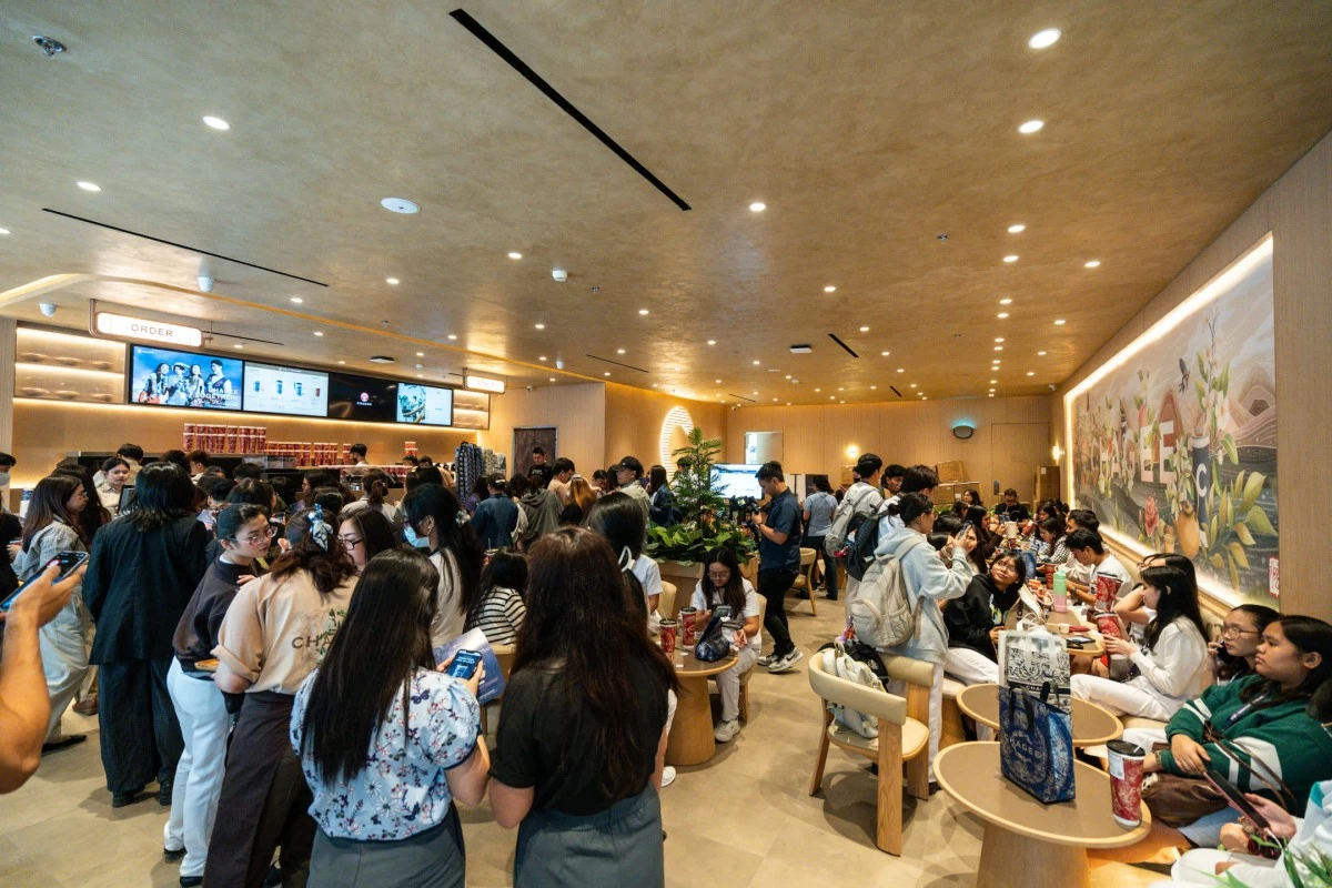 Chagee opens new branch at National University-Mall of Asia