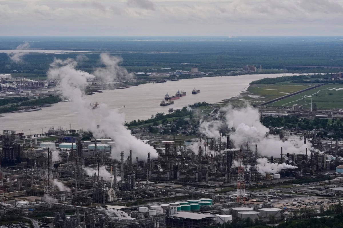 FILE - The Shell Norco oil refinery operates in Norco, La., April 7, 2025. (AP Photo/Gerald Herbert, File)