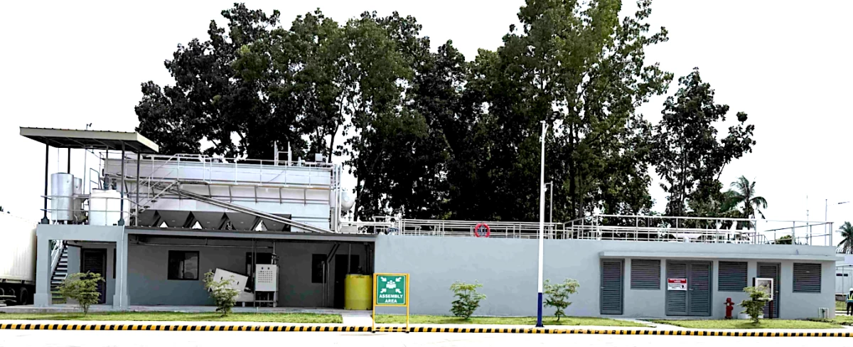 Sustainability by Design. An on-site wastewater treatment facility at the Danao Commissary treats all wastewater to meet environmental standards, helping safeguard local water resources. The system was built into the facility’s design from the outset, reflecting the Jollibee Group’s commitment to sustainability by design.