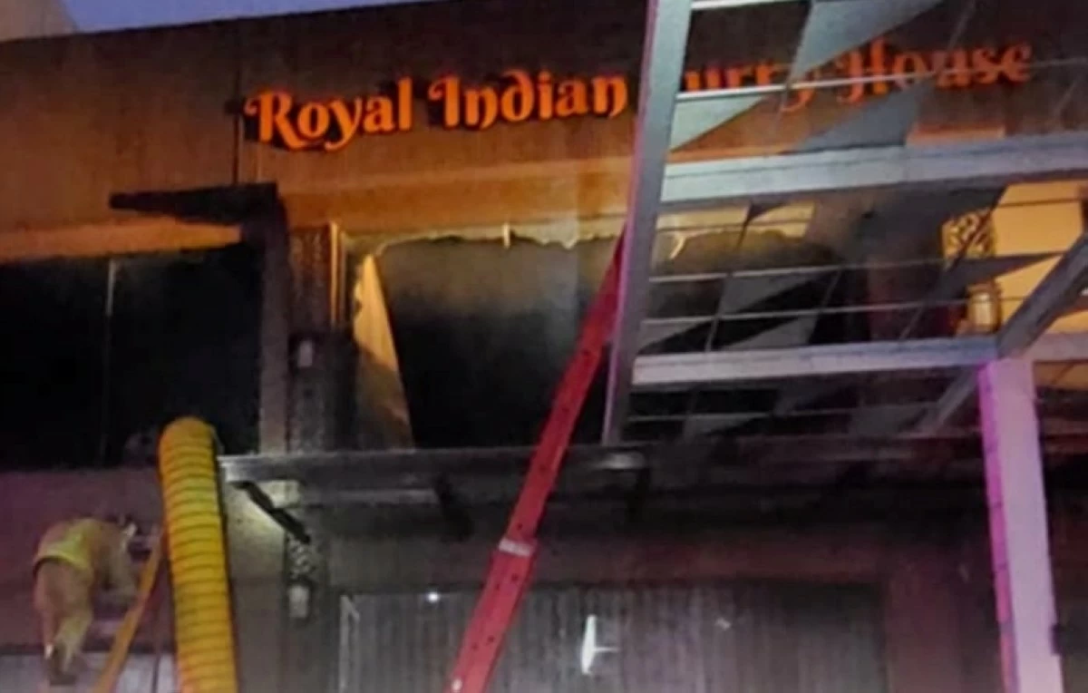 The fire at the Royal Indian Curry House in Filinvest Alabang, Muntinlupa, on Feb. 16 (Muntinlupa City Department of Disaster Resilience and Management) 
