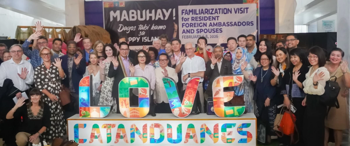 One of the many ‘family’ portraits capturing the spirit of camaraderie among the diplomat guests