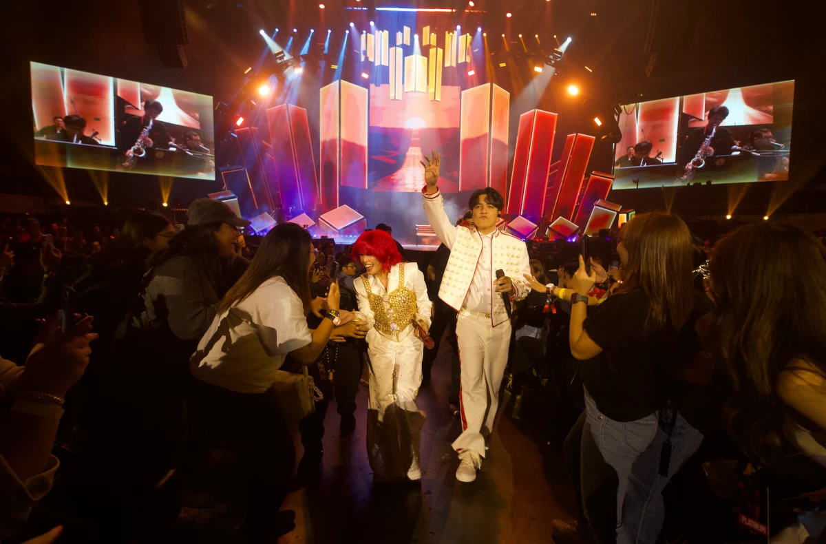 KZ Tandingan and TJ Monterde thrill fans during the 'In Between' concert (Images courtesy of Cornerstone Entertainment)