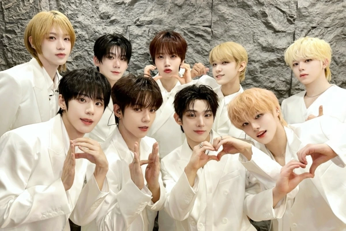 K-pop boy band AHOF holds first Cebu fan meeting