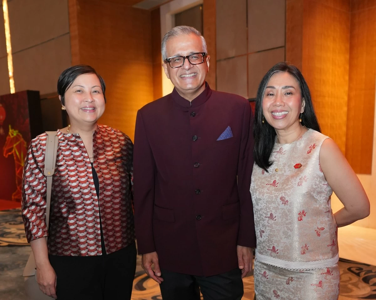  Corrie Purisima, Sandeep Uppal, and Nini Icban 