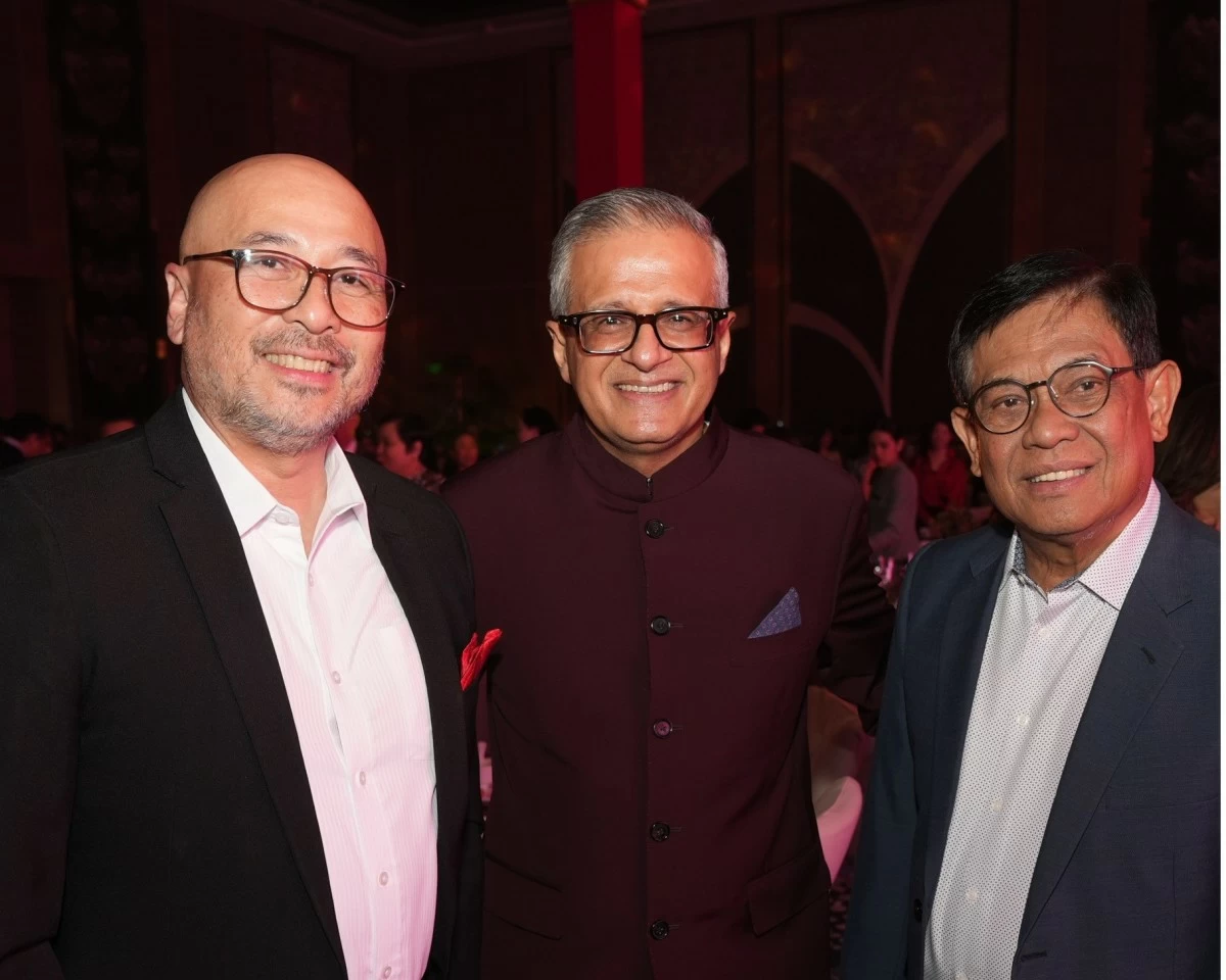 JJ Moreno, Sandeep Uppal, and Francis Lim
