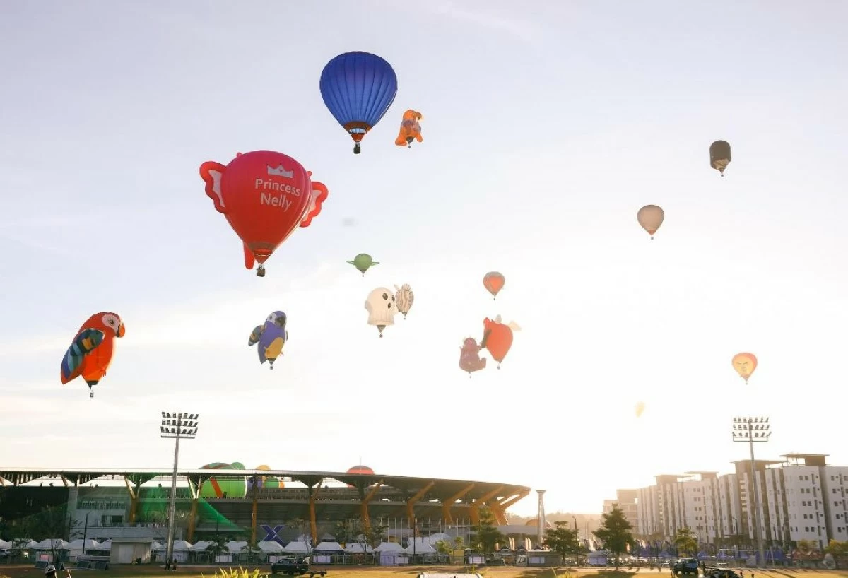HOT air balloon fiesta in Clark.