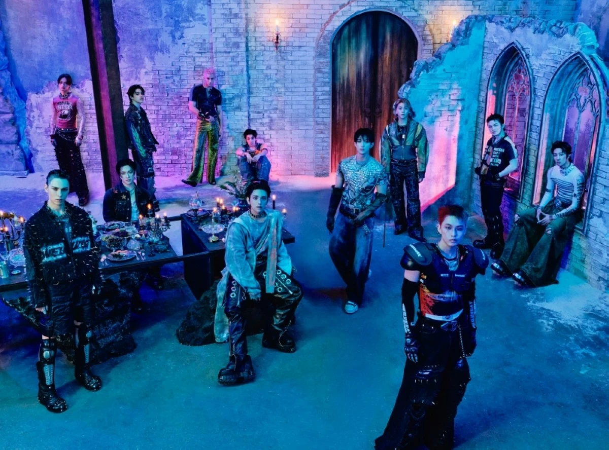 Seventeen (Pledis Entertainment) 
