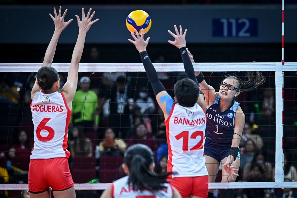 Shai Nitura scores for Adamson. (UAAP Images)