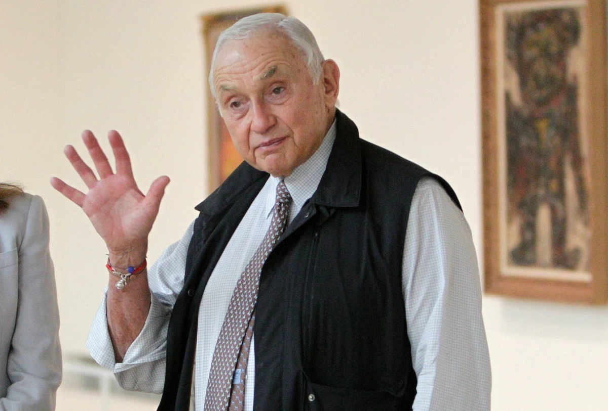 FILE - Then-Chairman and CEO of L Brands Les Wexner tours the exhibit at the Wexner Center for the Arts in Columbus, Ohio, Sept. 19, 2014. (AP Photo/Jay LaPrete, File)