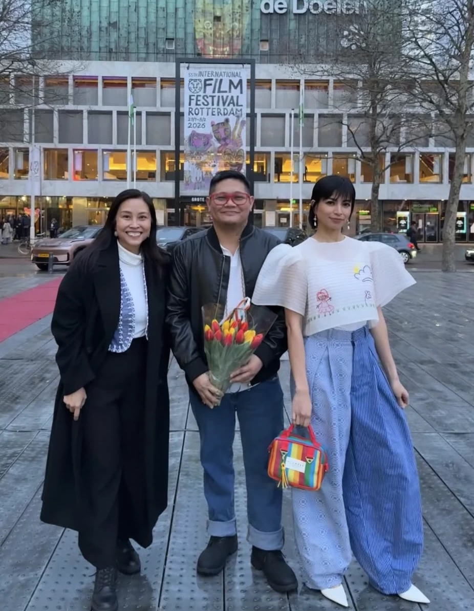 From left: GMA Public Affairs Senior Vice President and concurrent GMA Pictures Executive Vice President Nessa Valdellon, '58th' director Carl Joseph Papa, and actress Glaiza de Castro.