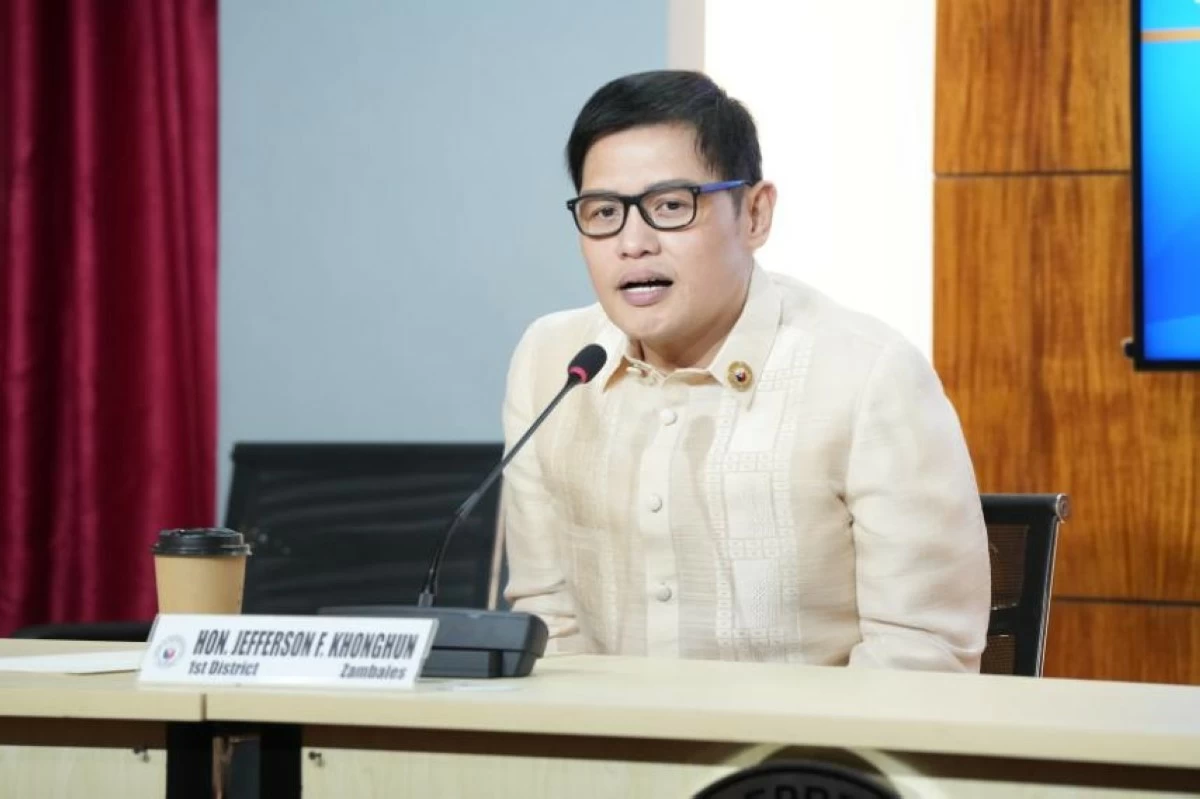 'Mag-verify muna': Khonghun slams share-happy netizens over fake 'presidential son' incident