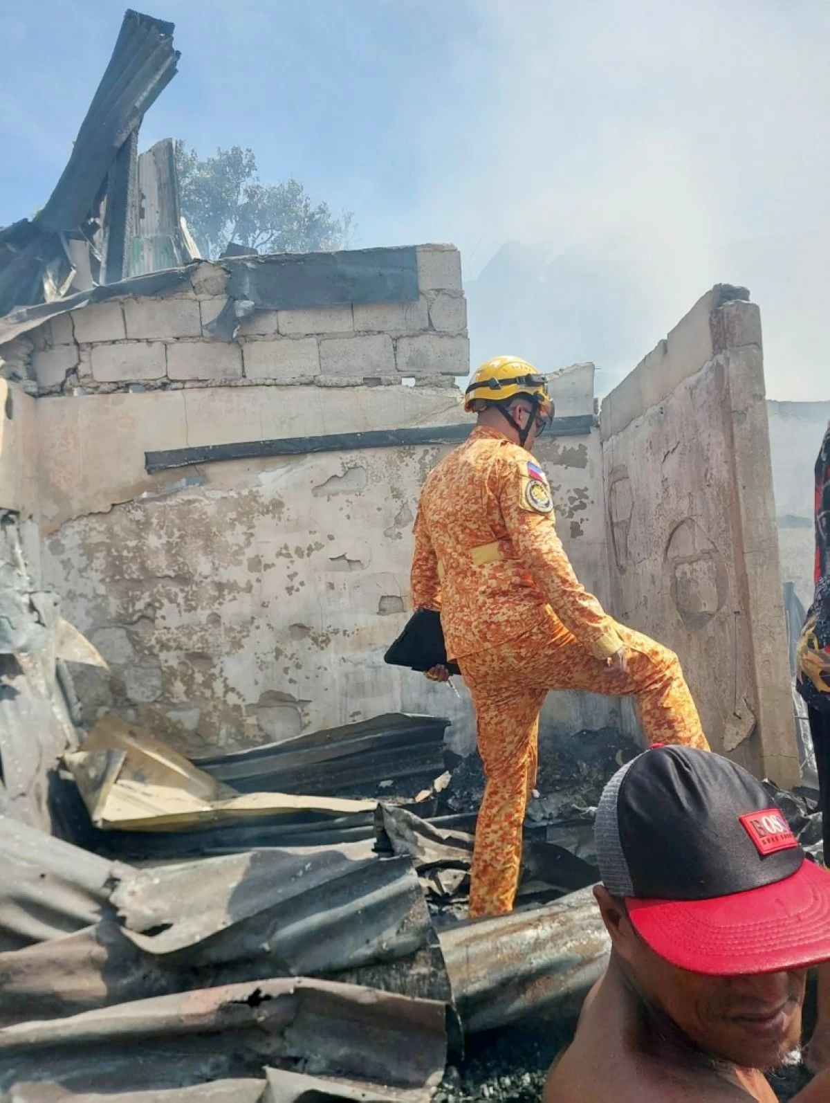 The fire in Patdu Compound, Barangay Putatan, Muntinlupa on Feb. 22 (Photo from the Muntinlupa City Fire Station)