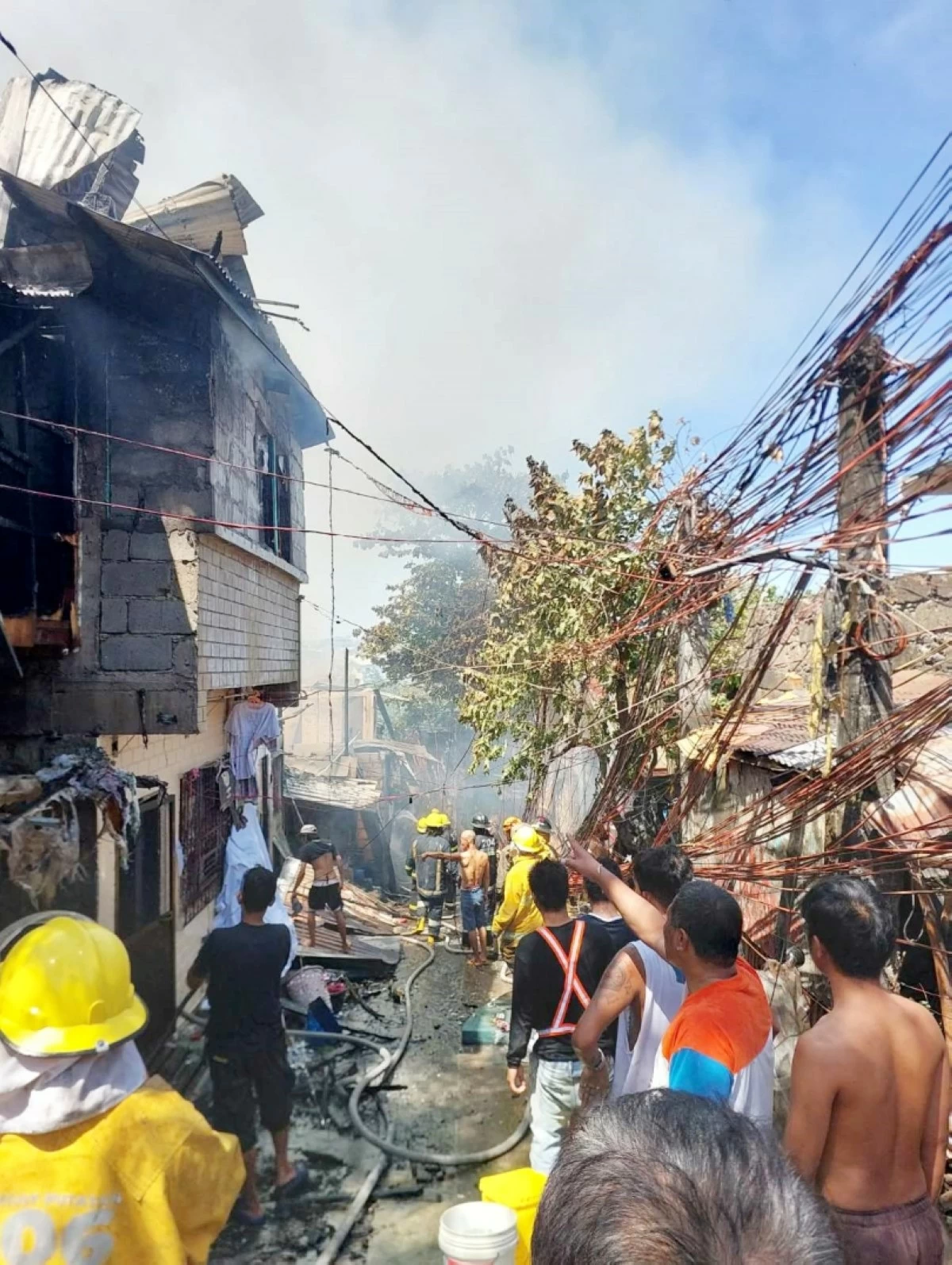 The fire in Patdu Compound, Barangay Putatan, Muntinlupa on Feb. 22 (Photo from the Muntinlupa City Fire Station)