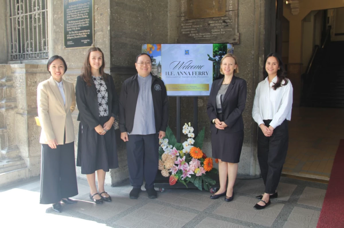 (From left) UST Office of Public Affairs director Michaella Lagniton, Ebba Ragnartz, UST secretary-general Rev. Fr. Louie R. Coronel, OP, EHL, Her Excellency Anna Ferry, and Athena Cartagena
