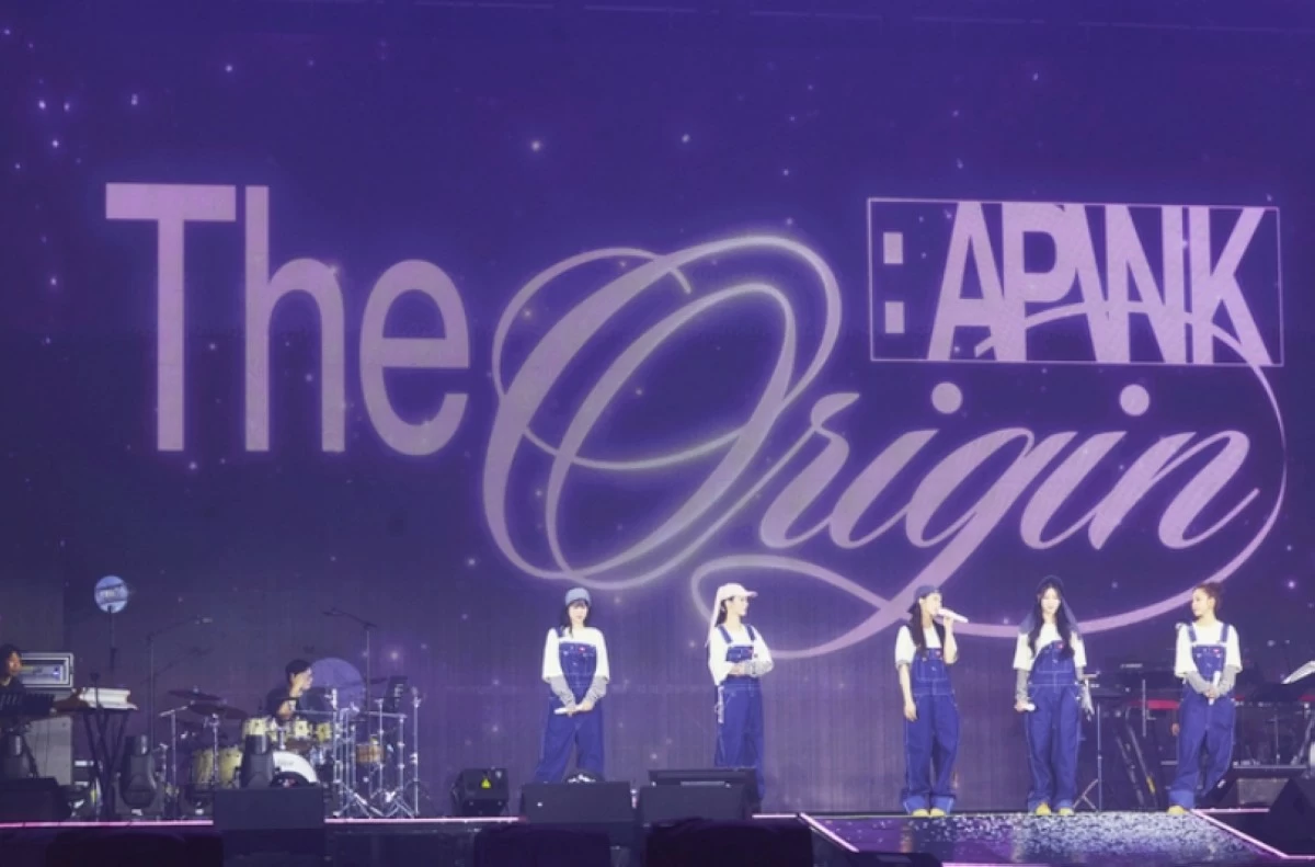 Apink in Seoul (With US Entertainment) 
