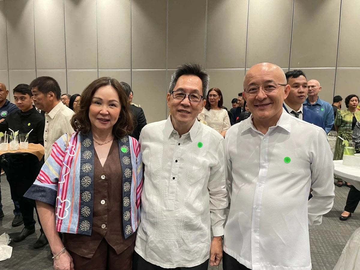 Cathy Bangayan, Ruben Bangayan, and Hiroyushi Kawashima
