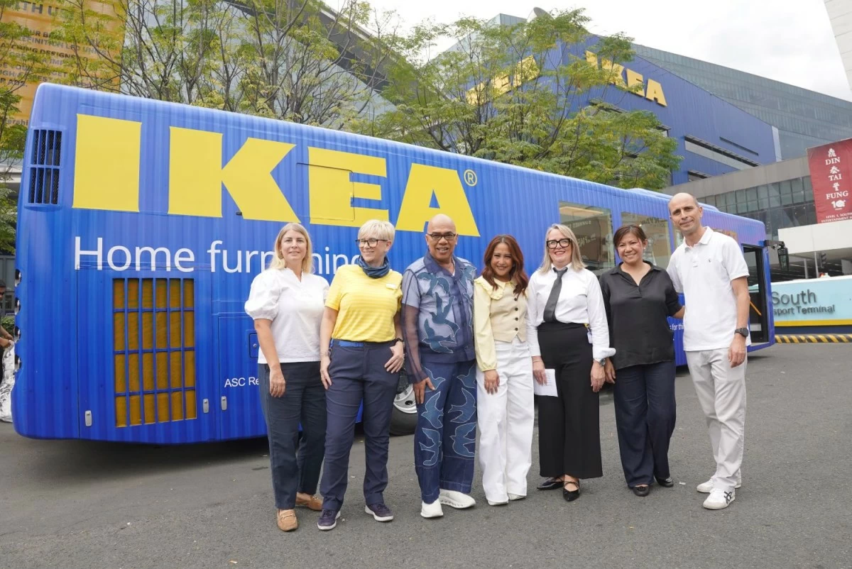 Frida Wallin, IKEA country business navigation manager; Manuela Seemann, IKEA Pasay sales manager; celebrity host Boy Abunda; actress Jolina Magdangal; Sarah Cox, IKEA Philippines country selling manager; Jasmin Cruz, IKEA Philippines inspiration and communication manager; and Ricardo Pinheiro, IKEA Philippines country retail manager
