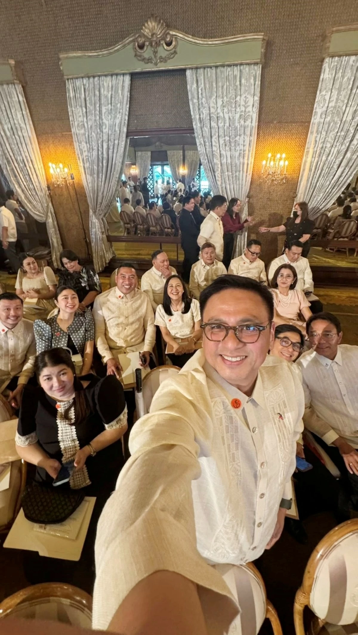 Muntinlupa Mayor Ruffy Biazon with other local chief executives (Photo from Mayor Biazon's Facebook account) 