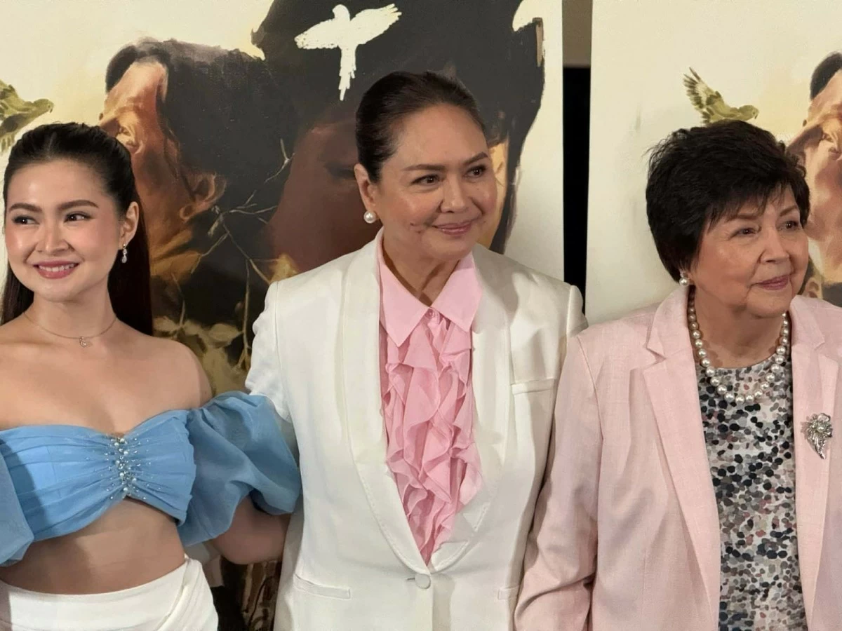 Charo Santos (center) and Boots Anson Roa pose with young co-actor Barbie Forteza.
