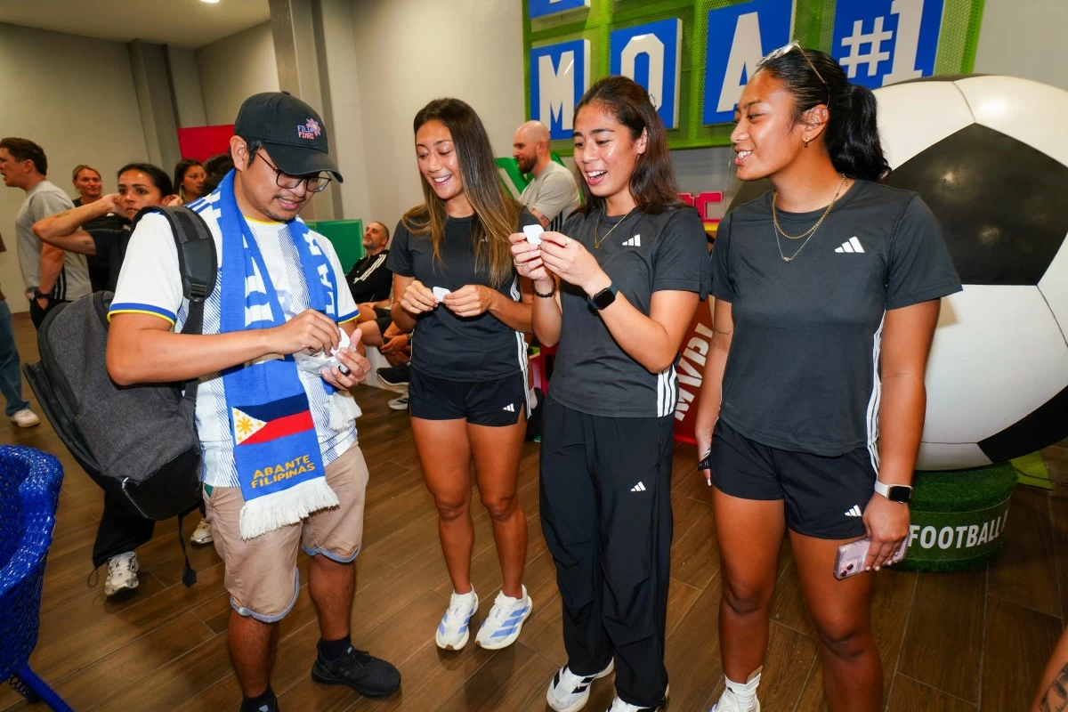 Fans get up close with members of the Filipinas during a meet and greet session, highlighting the team’s connection with the community and the growing support for women’s football.

