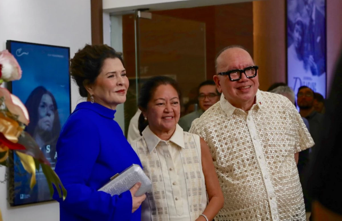 Award-winning actress Hilda Koronel, First Lady Liza Marcos, and Film Development Council of the Philippines Chairman and CEO Jose Javier Reyes pose during the opening of Cinematheque Manila Centre in Intramuros on Feb. 26. (Image courtesy of ABS-CBN News)