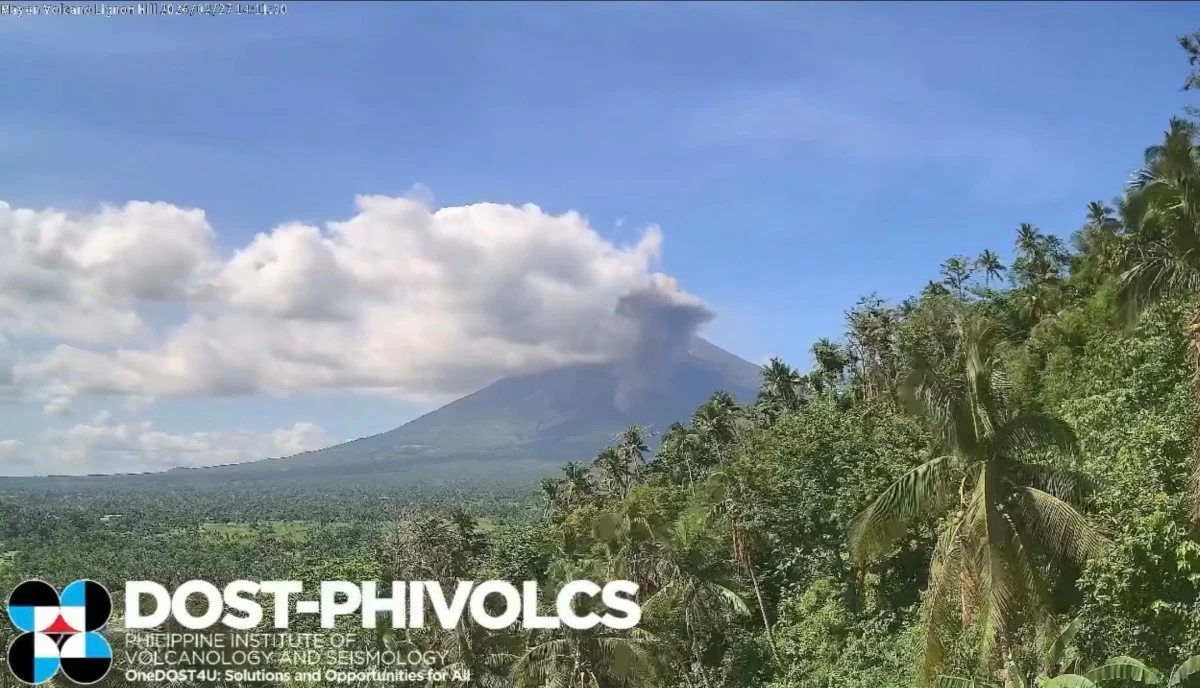 Two pyroclastic density currents rush down the Bonga Gully at Mayon Volcano on Feb. 27, 2026, generating brownish-gray plumes that rose about 3,000 meters before drifting southwest. The volcano remains under Alert Level 3 amid continuing magmatic unrest. (Philippine Institute of Volcanology and Seismology)
