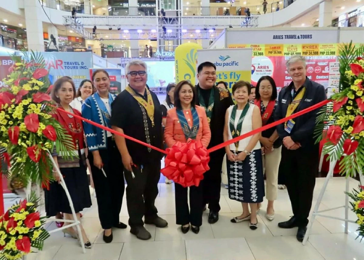 A RIBBON-CUTTING ceremony kicked off the event on Friday, Feb. 27.