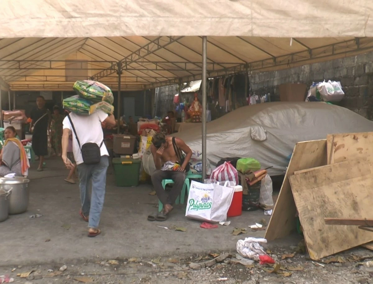 “Bags of Hope,” or sacks of rice donated by Manila Bulletin, are placed at an evacuation center in Intramuros for fire victims.