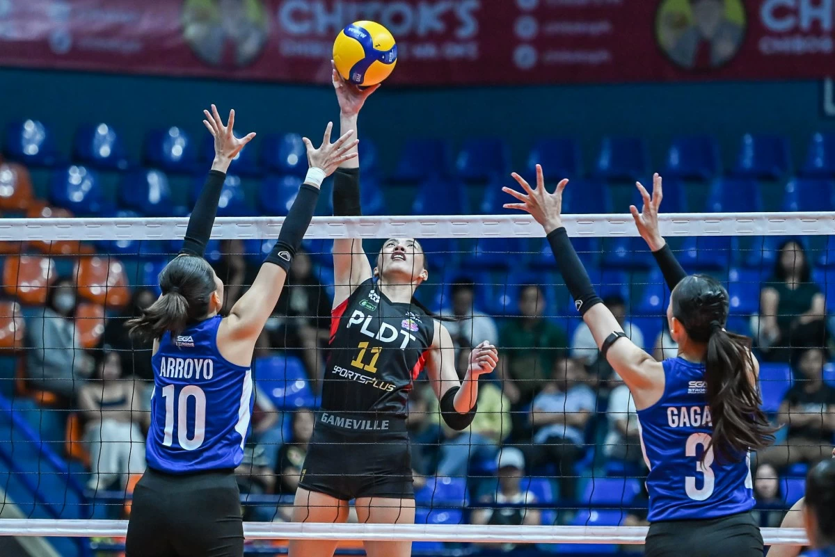 Kianna Dy scores for PLDT. (PVL Images)
