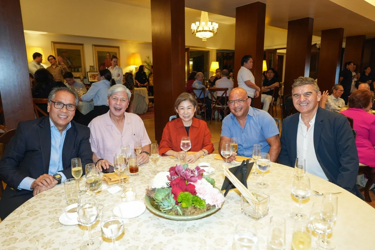 Mar Roxas, Greggy Araneta, Tessie Coson, Victor Paterno, and David Guerrero