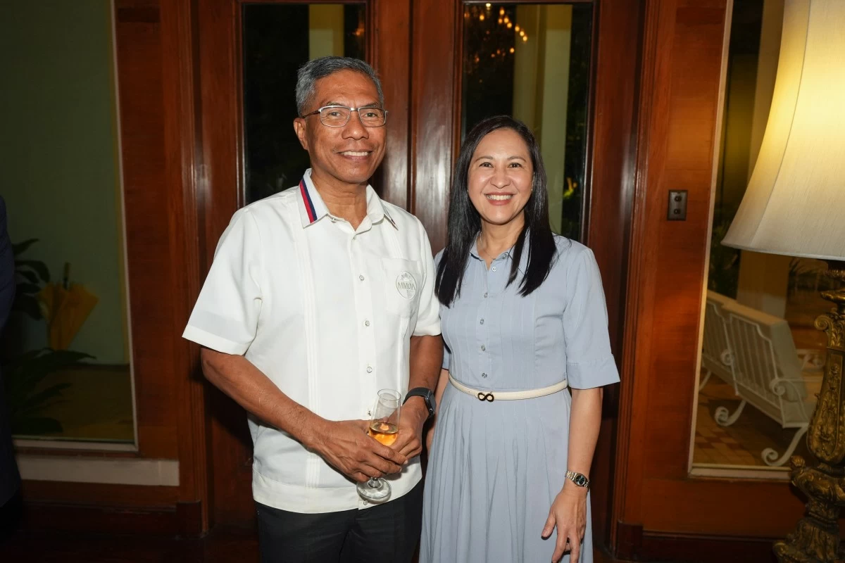 Gen. Nick Torre and Quezon City Mayor Joy Belmonte