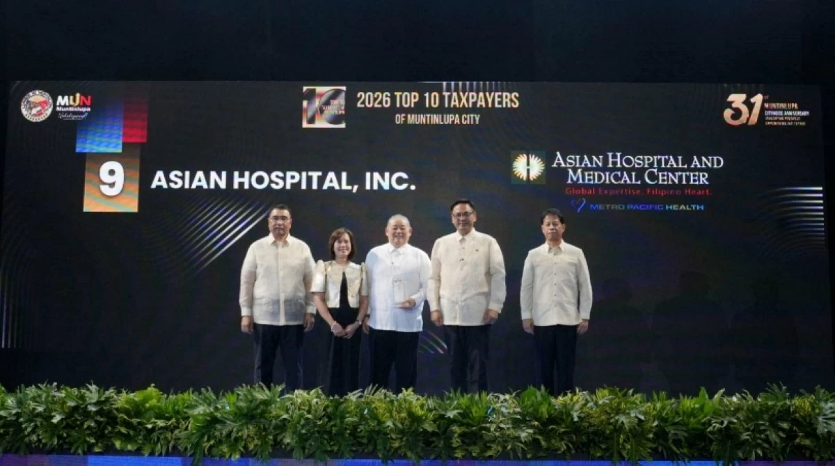 Muntinlupa Mayor Ruffy Biazon, City Administrator Allan Cachuela and Gary Llamas with the representatives of Asian Hospital and Medical Center on March 2 (Photo from Muntinlupa PIO)