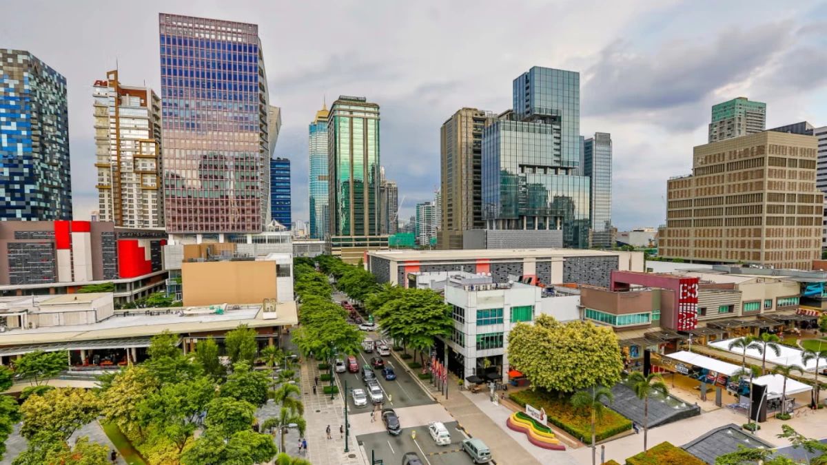 Fort Bonifacio leads Metro Manila office market recovery—Colliers