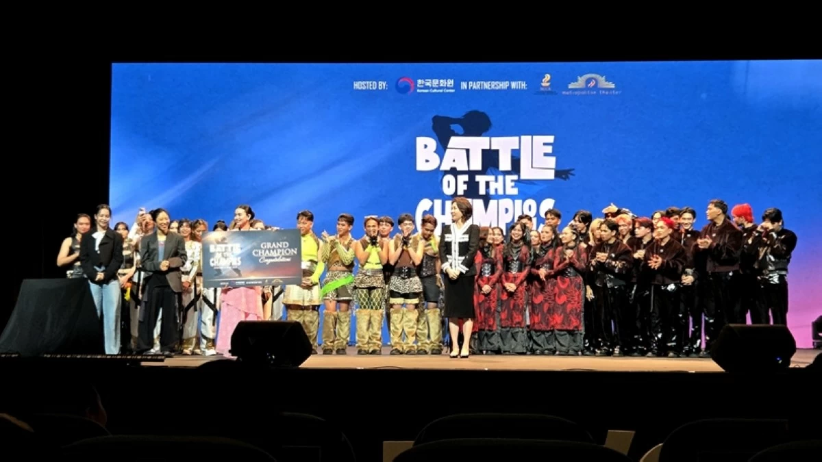 First Lady Kim Hea Kyung of South Korea at the “Everyone’s KPOP: Battle of the Champions” event organized by the the Korean Cultural Center (KCC) in the Philippines Manila in partnership with the National Commission for Culture and the Arts (NCCA) on March 4 at the Metropolitan Theater in Manila (Jonathan Hicap) 
