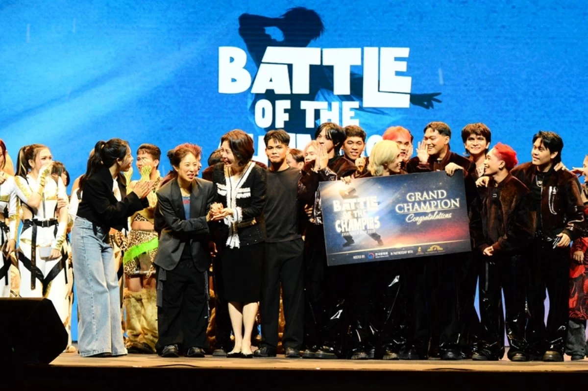 First Lady Kim Hea Kyung of South Korea at the “Everyone’s KPOP: Battle of the Champions” event organized by the the Korean Cultural Center (KCC) in the Philippines Manila in partnership with the National Commission for Culture and the Arts (NCCA) on March 4 at the Metropolitan Theater in Manila (Jonathan Hicap) 
