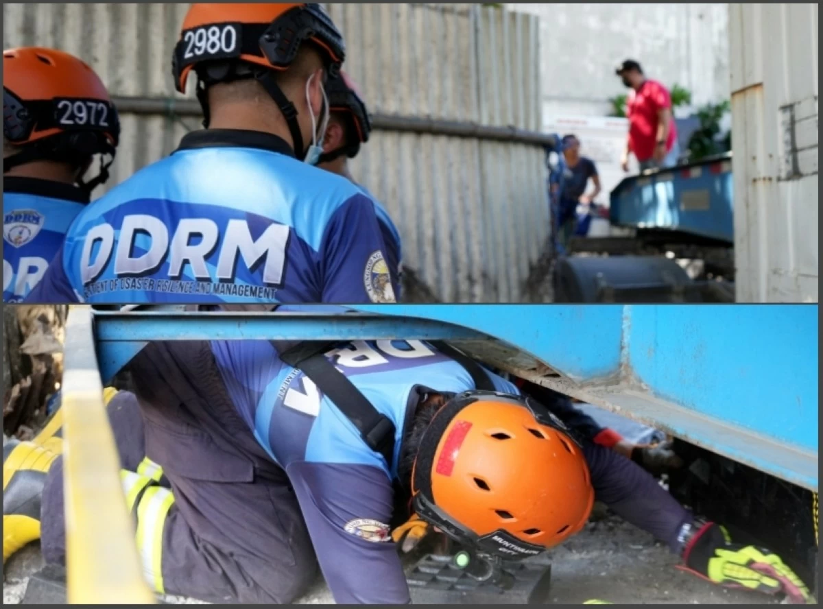 Personnel from the Muntinlupa City Disaster Reduction and Management Office at the accident area in Sucat, Muntinlupa (Photo from the Muntinlupa City Disaster Reduction and Management Office)  