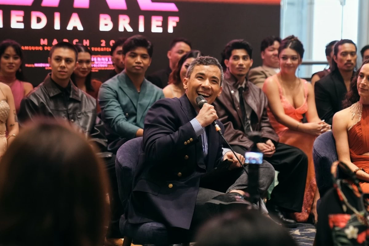 How Fil-Am actor Conrad Ricamora showed his love for Pinoy culture