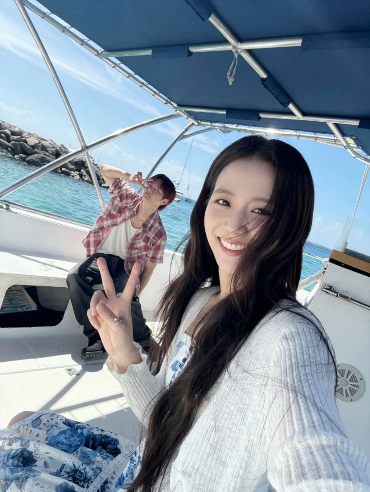 Jisoo and Seo In-guk (Instagram) 