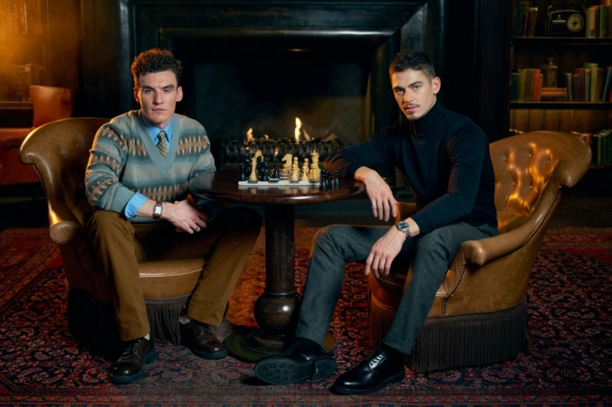 Dónal Finn (left) as James Moriarty and Hero Fiennes Tiffin as Sherlock Holmes in Prime Video’s 