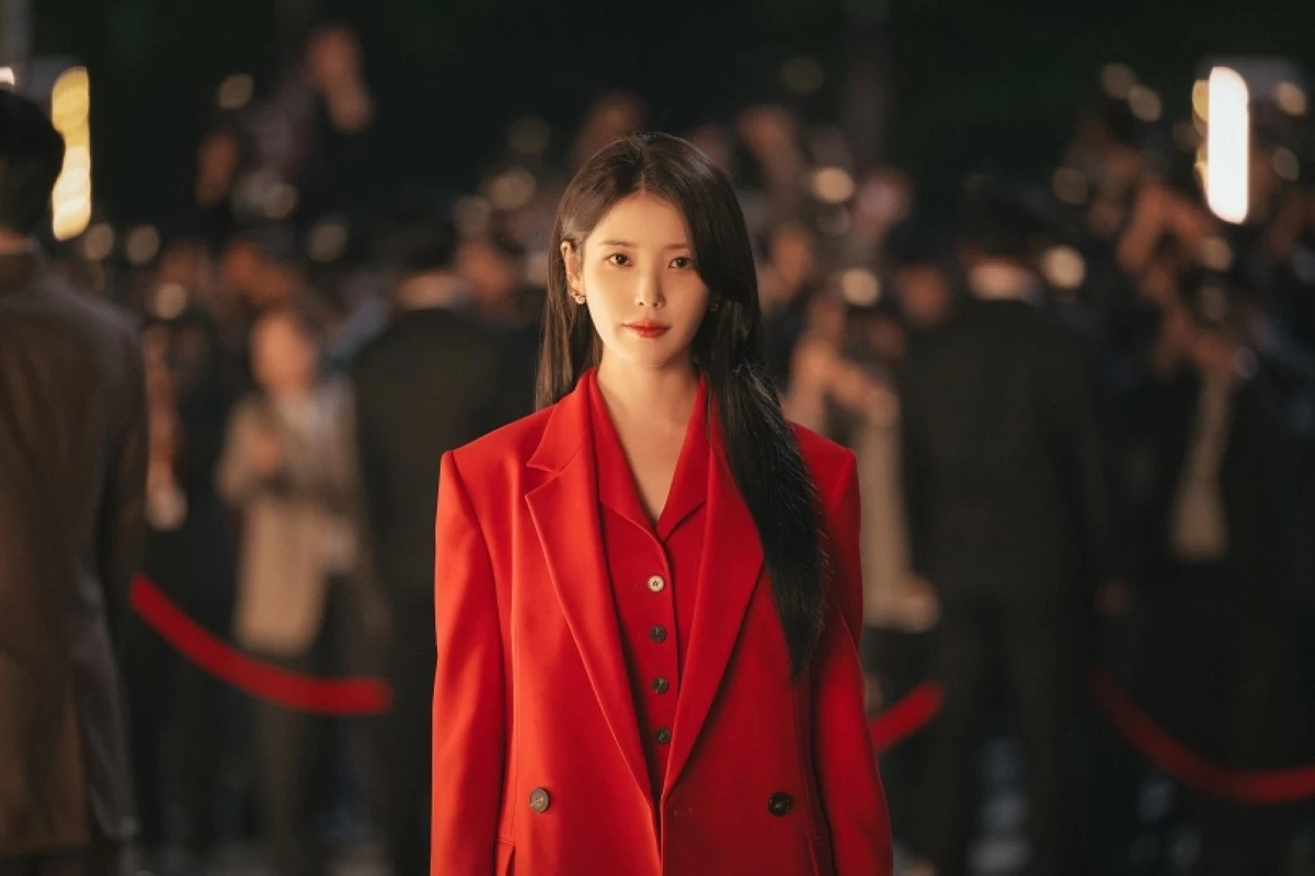 Korean actress and singer IU in “Perfect Crown” (Disney )
