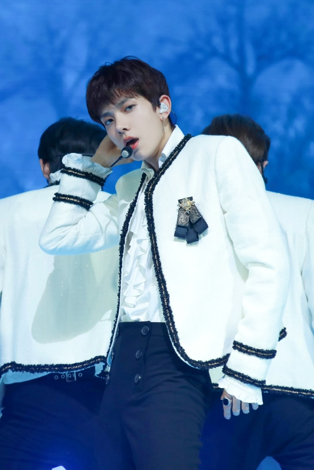 Heeseung during ENHYPEN's media showcase for their debut album 