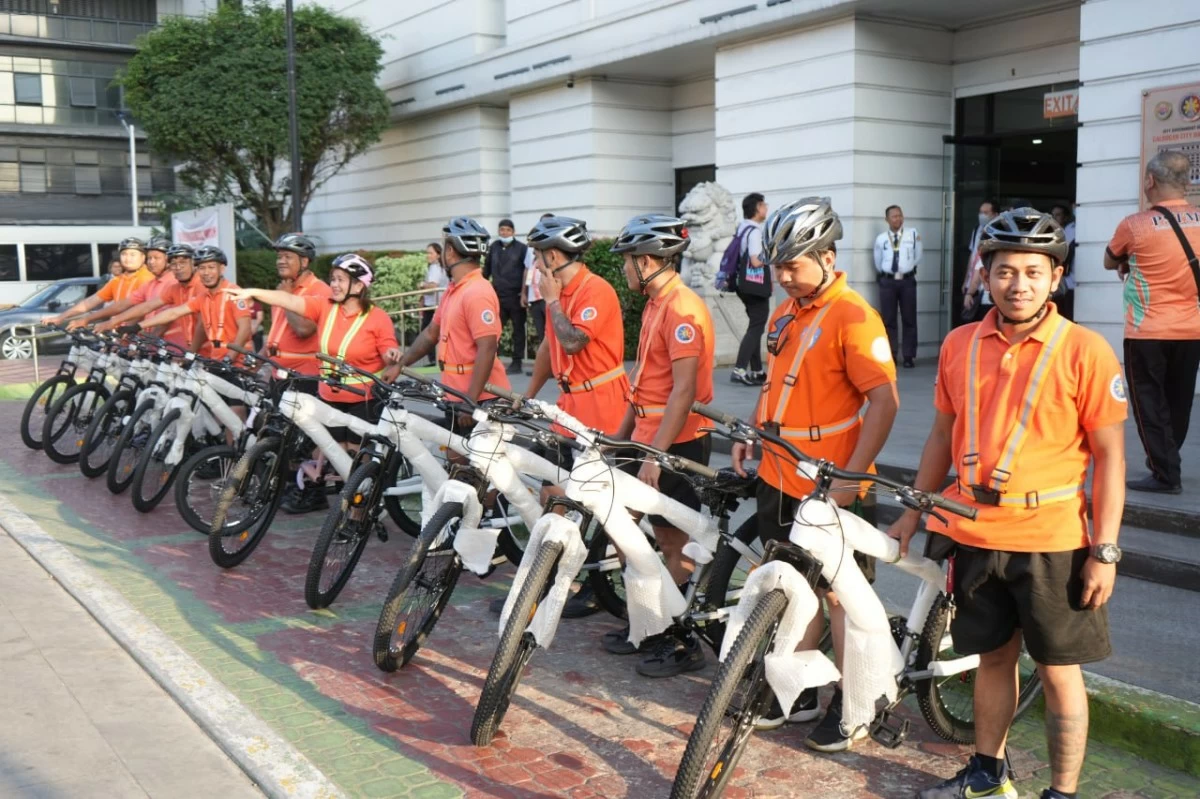Caloocan gov't deploys 100 bicycles for police, traffic personnel under energy-saving measures - Manila Bulletin by Hannah Nicol