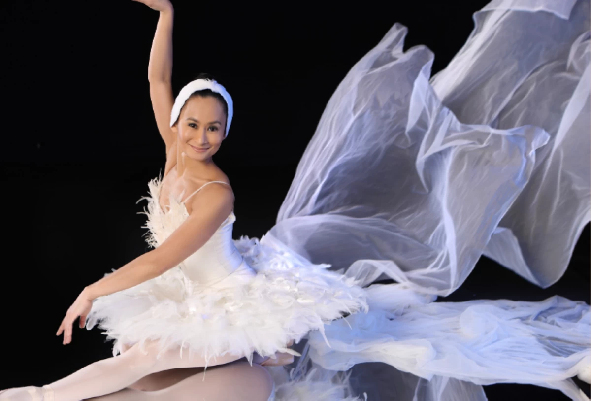 Prima ballerina Lisa Macuja-Elizalde (Photo from the official website of Ballet Manila)