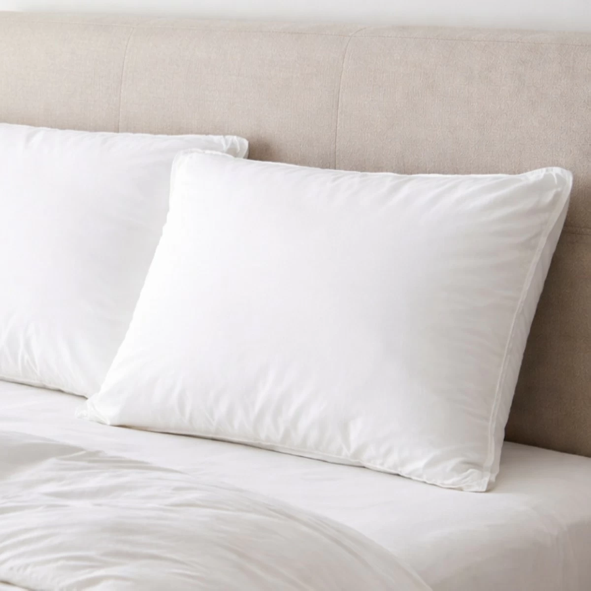 Canadian Down Alternative Pillow